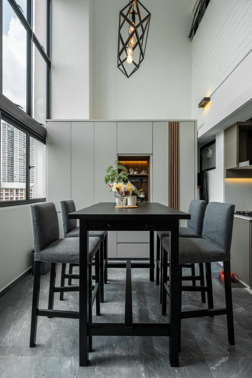 Contemporary Dining Room with Ceiling Light and Dining Table