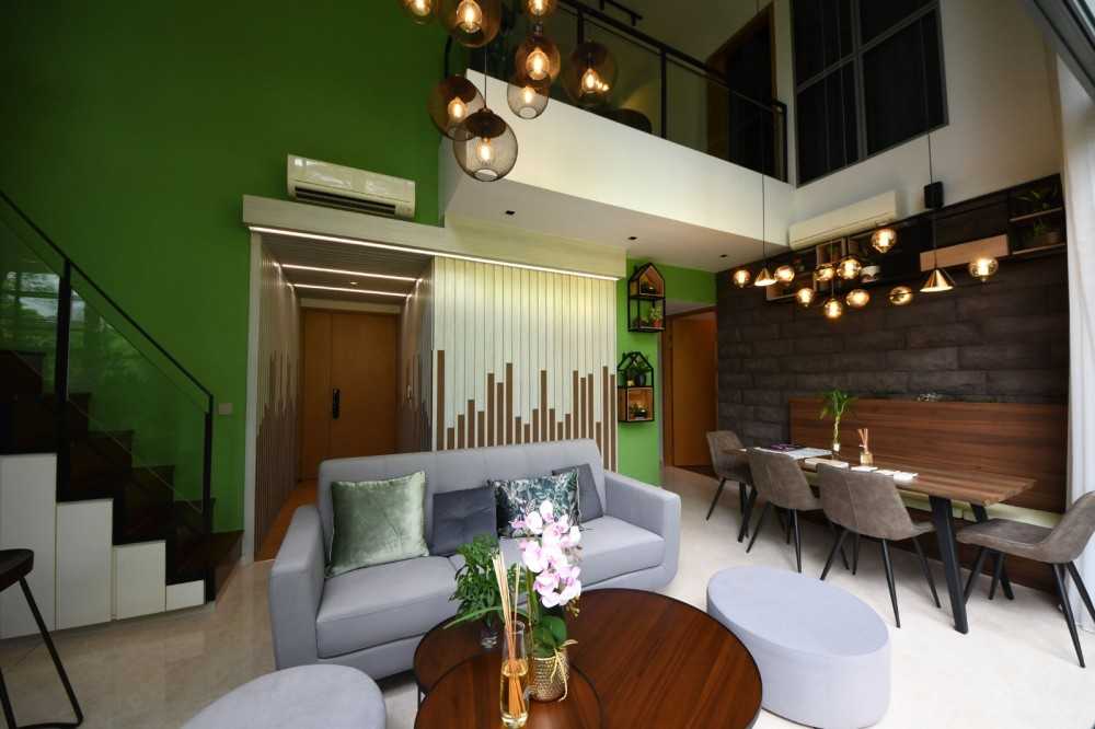 Contemporary Living Room with Marble Floor and Feature Wall