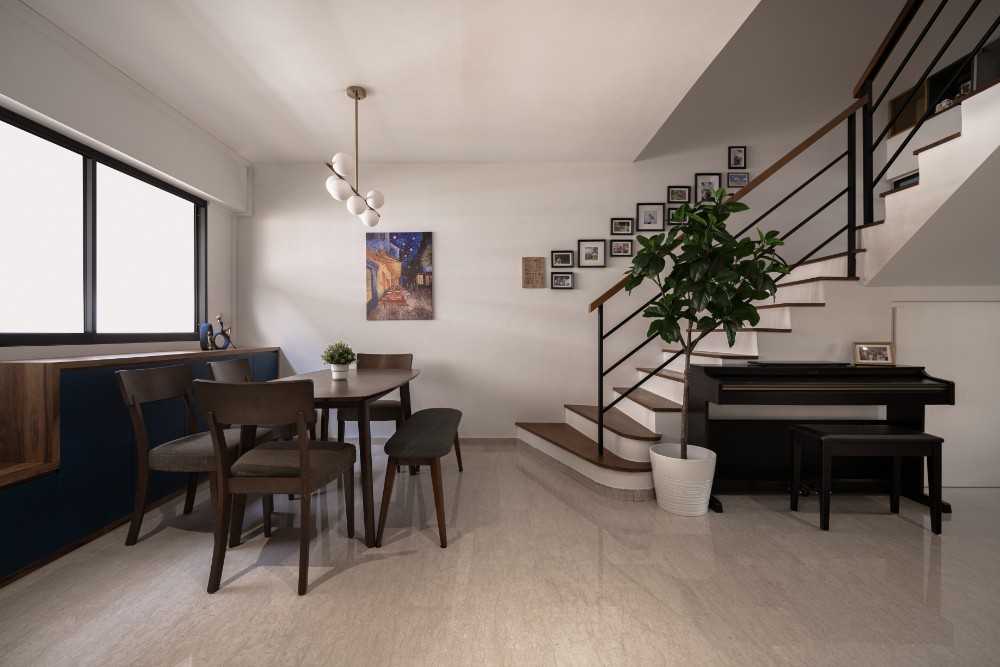 Modern Dining Room with Dining Table and Dining Chairs