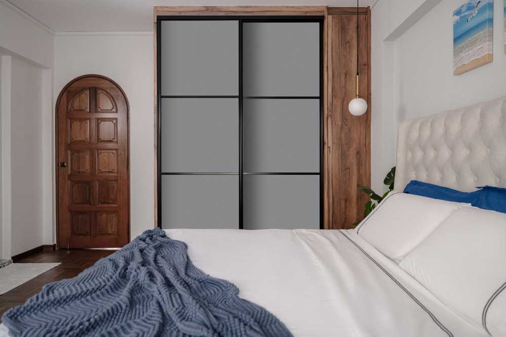 Modern Bedroom with Wardrobe and Sliding Wardrobe