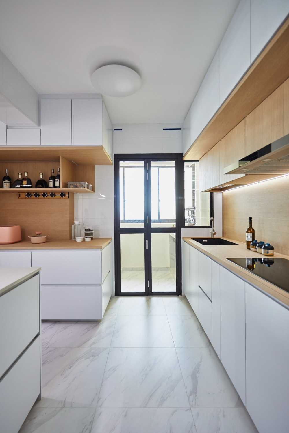 Contemporary Kitchen with Countertop and Marble Floor