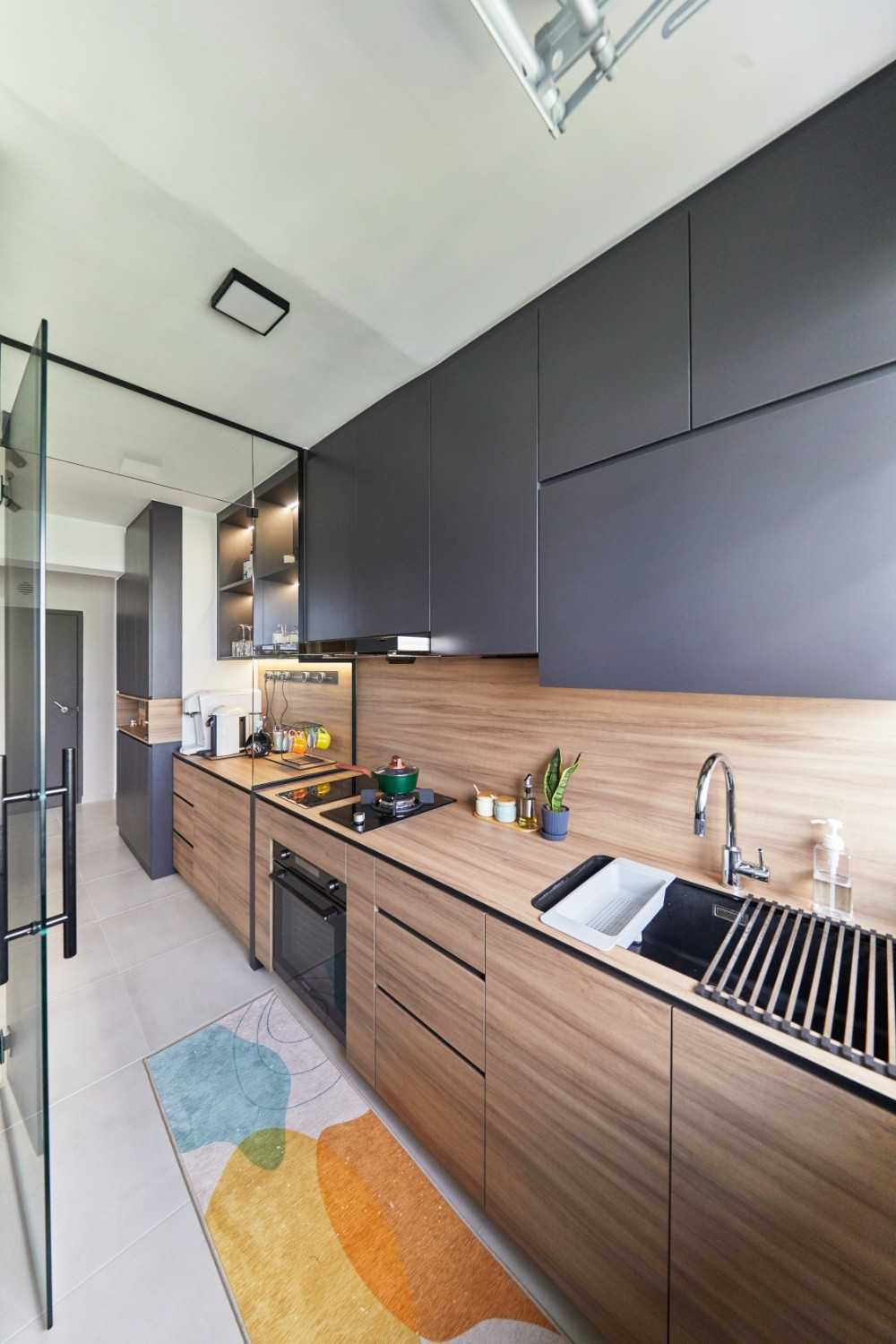 Contemporary Kitchen with Countertop and Marble Floor