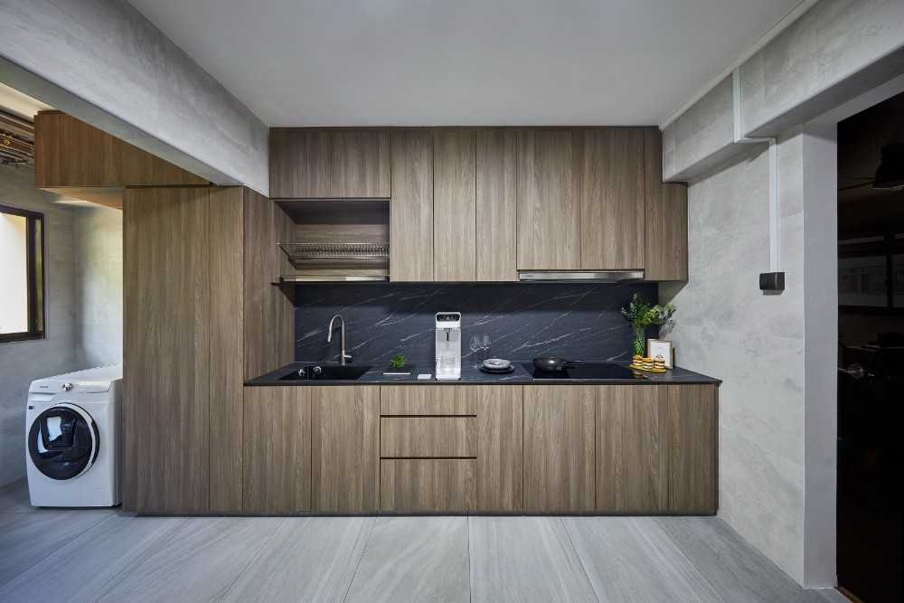 Contemporary Kitchen with Marble Floor and Kitchen Island