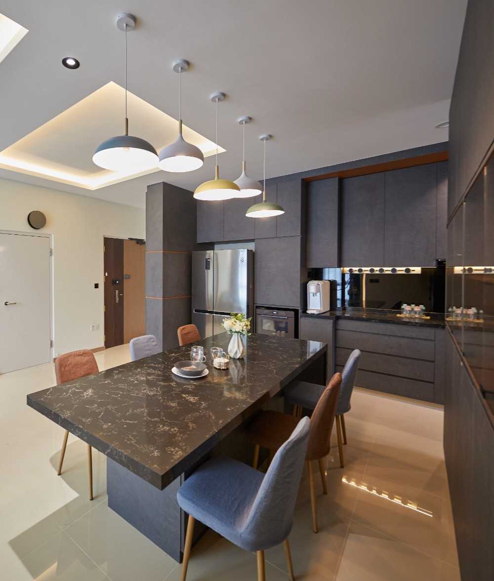Contemporary Kitchen with Countertop and Cupboard