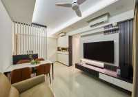 Contemporary New Condominium by PRDT Pte Ltd
