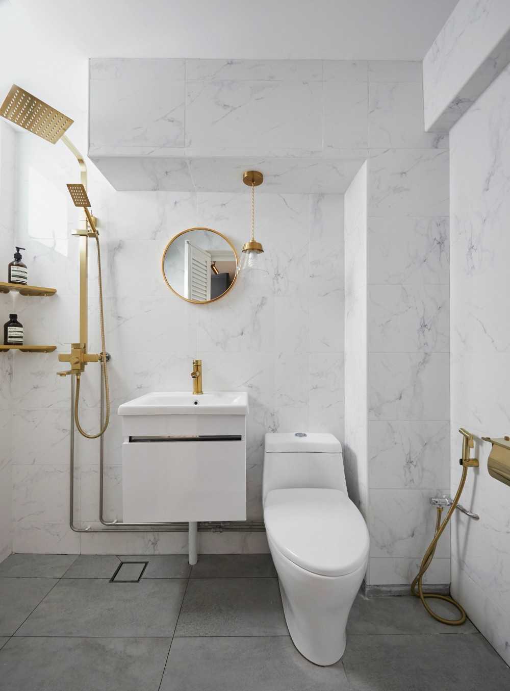 Contemporary Bathroom with Mirror and Bathroom Mirrors