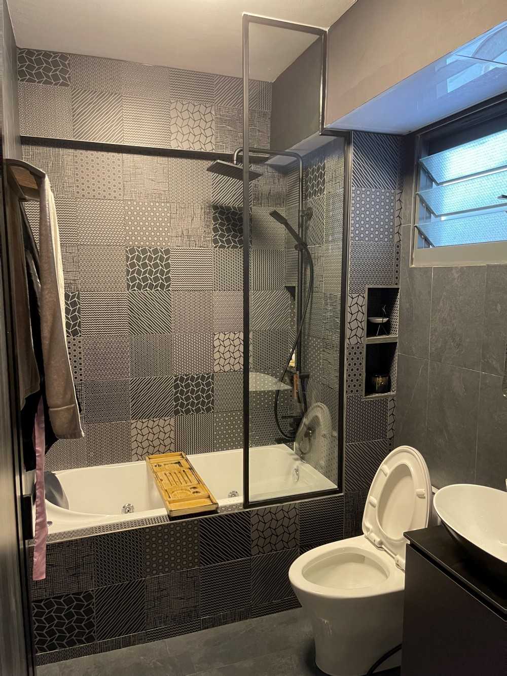 Industrial Bathroom with Bathtub and Bathroom Sinks