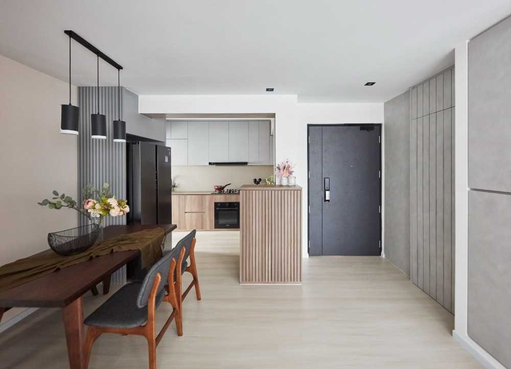 Scandinavian Dining Room with Dining Table and Dining Chairs