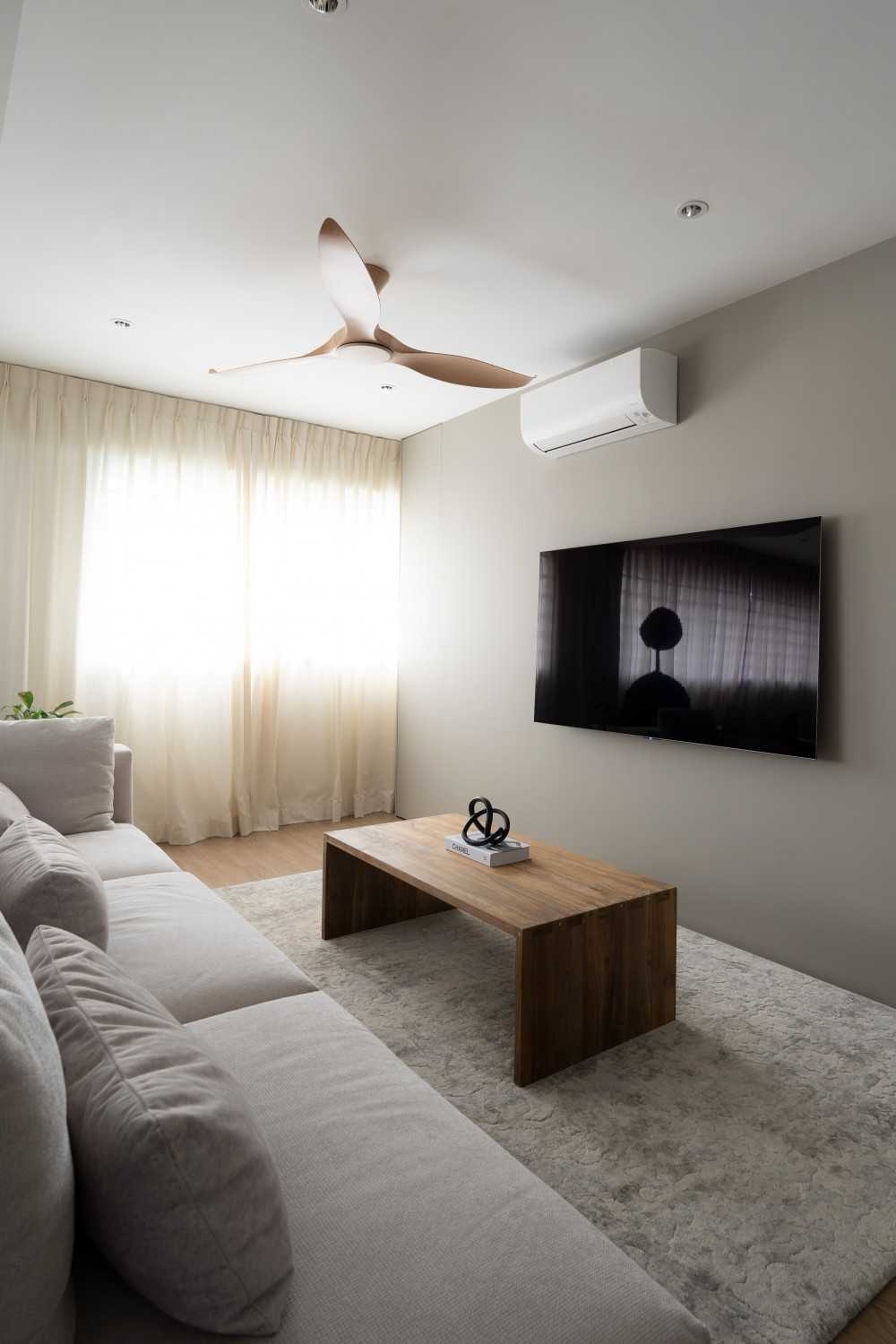 Modern Living Room with Vinyl Flooring and Carpet