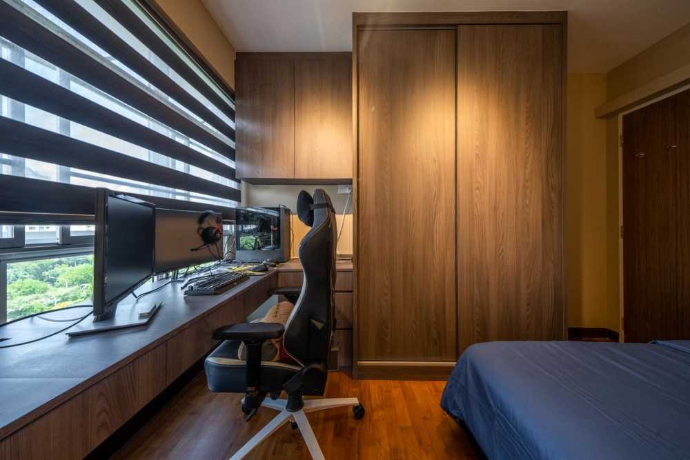 Contemporary Bedroom with Bookshelf and Wardrobe