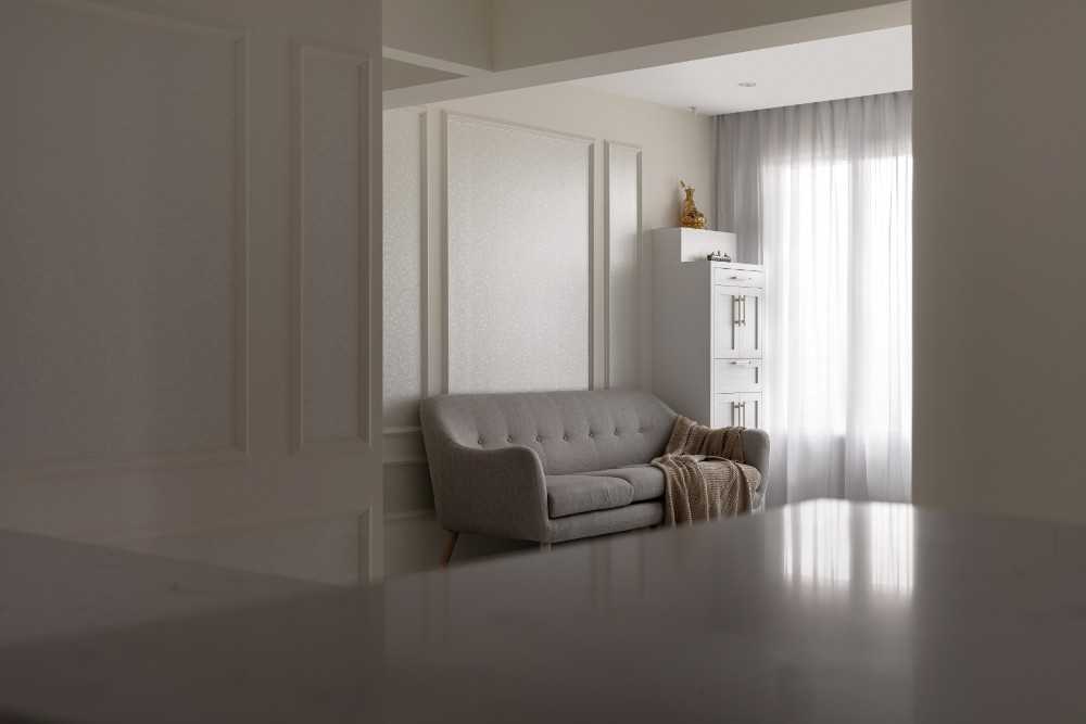 Modern Living Room with Feature Wall and Sofa