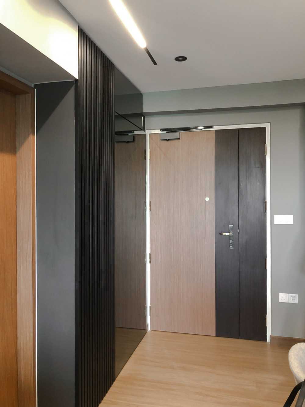 Modern Foyer with Storage Cabinets and Display Cabinets