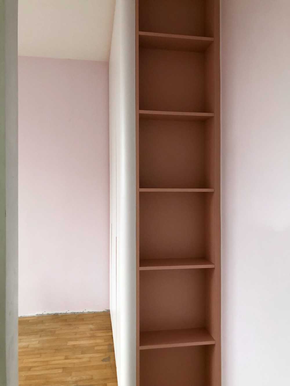 Modern Bedroom with Bookshelf and Wardrobe