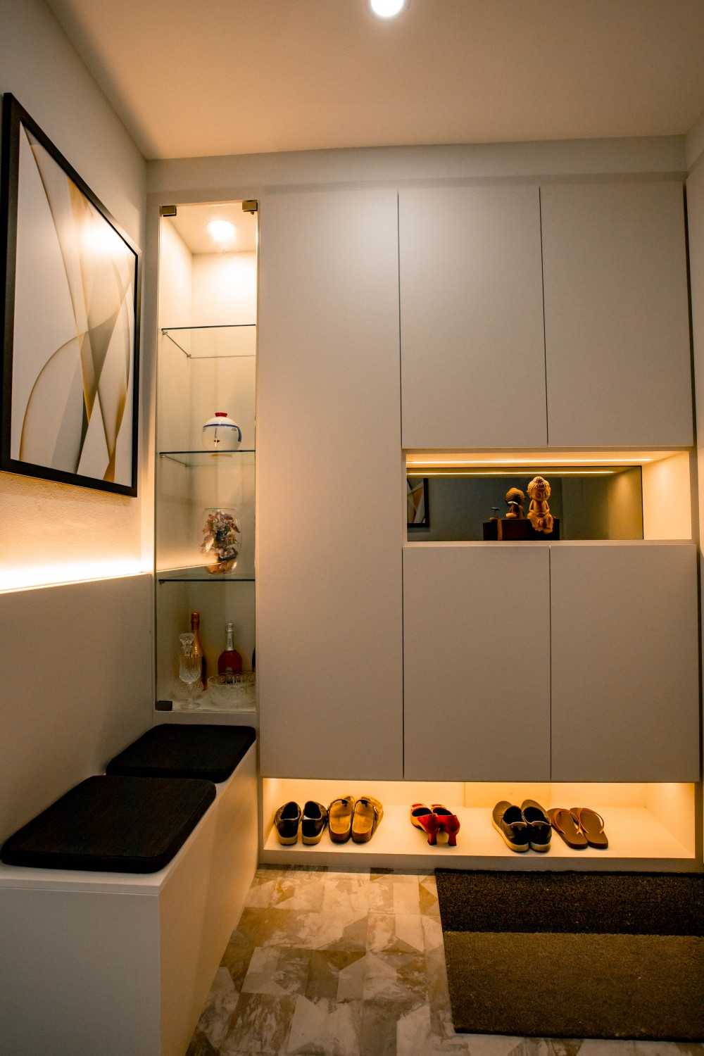 Modern Foyer with Settee and Mirror