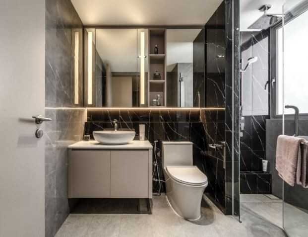 Contemporary Bathroom with Countertop and Mirror