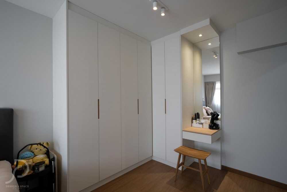 Scandinavian Bedroom with Platform Bed and Vinyl Flooring