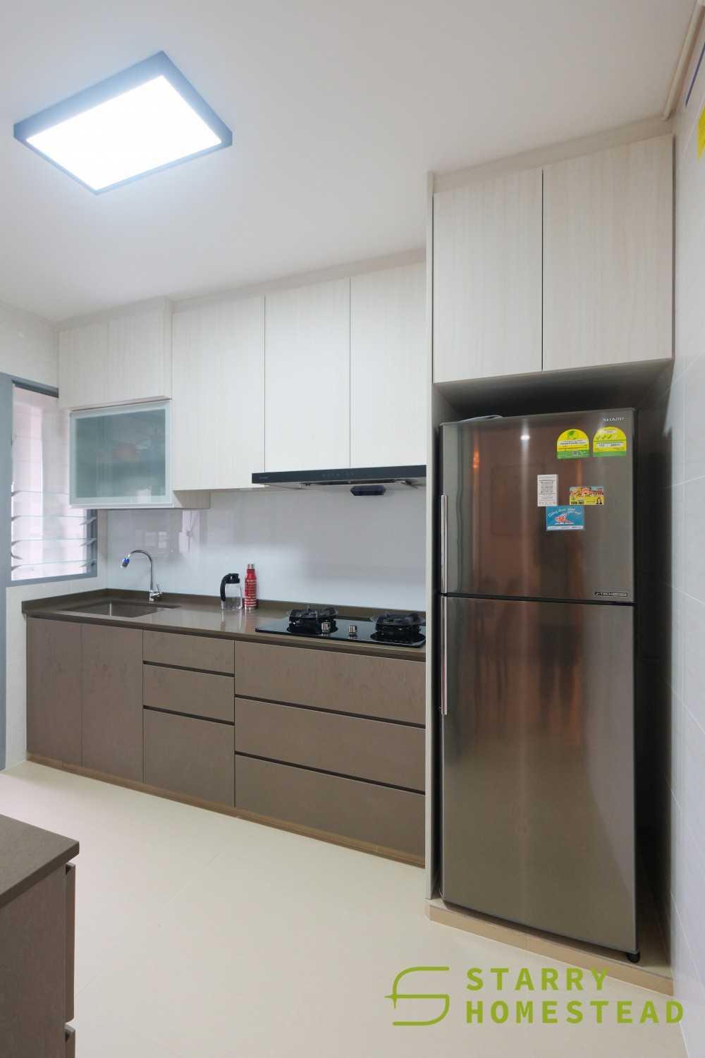 Scandinavian Kitchen with Ceiling Light and Flooring