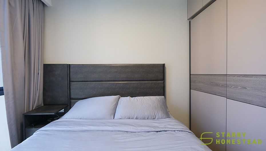 Eclectic Bedroom with Curtain and Flooring