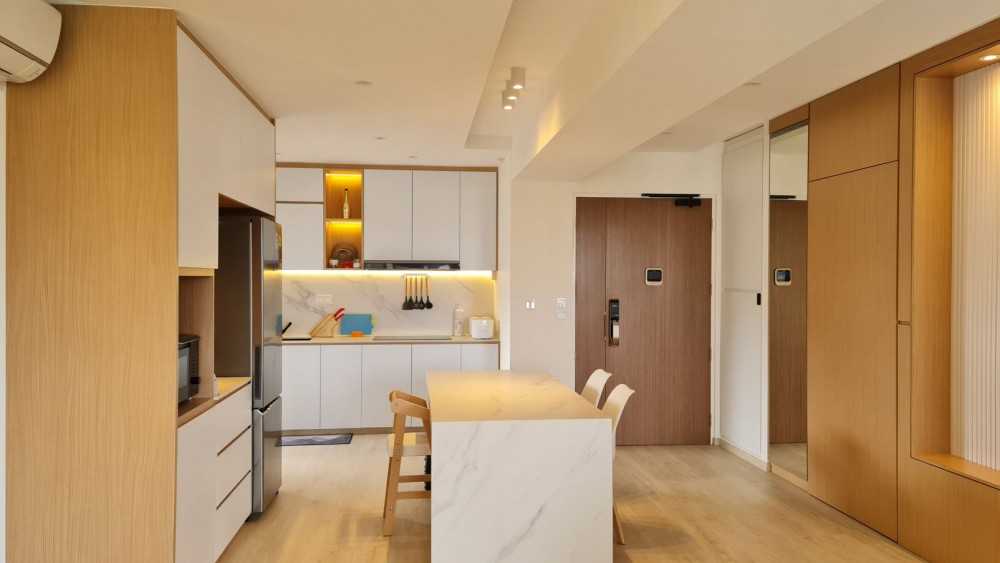 Modern Kitchen with Countertop and Vinyl Flooring