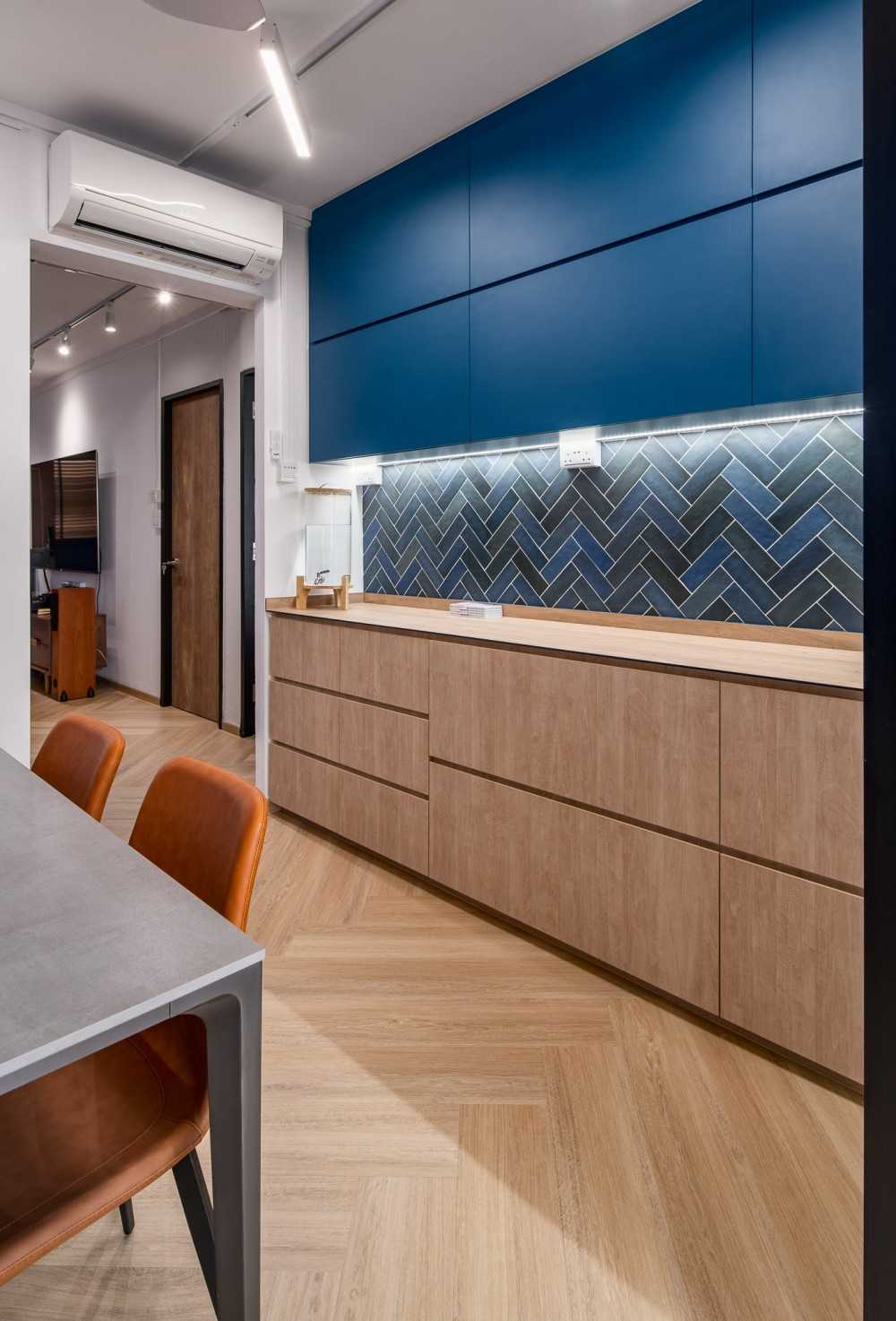 Eclectic Kitchen with Countertop and Vinyl Flooring