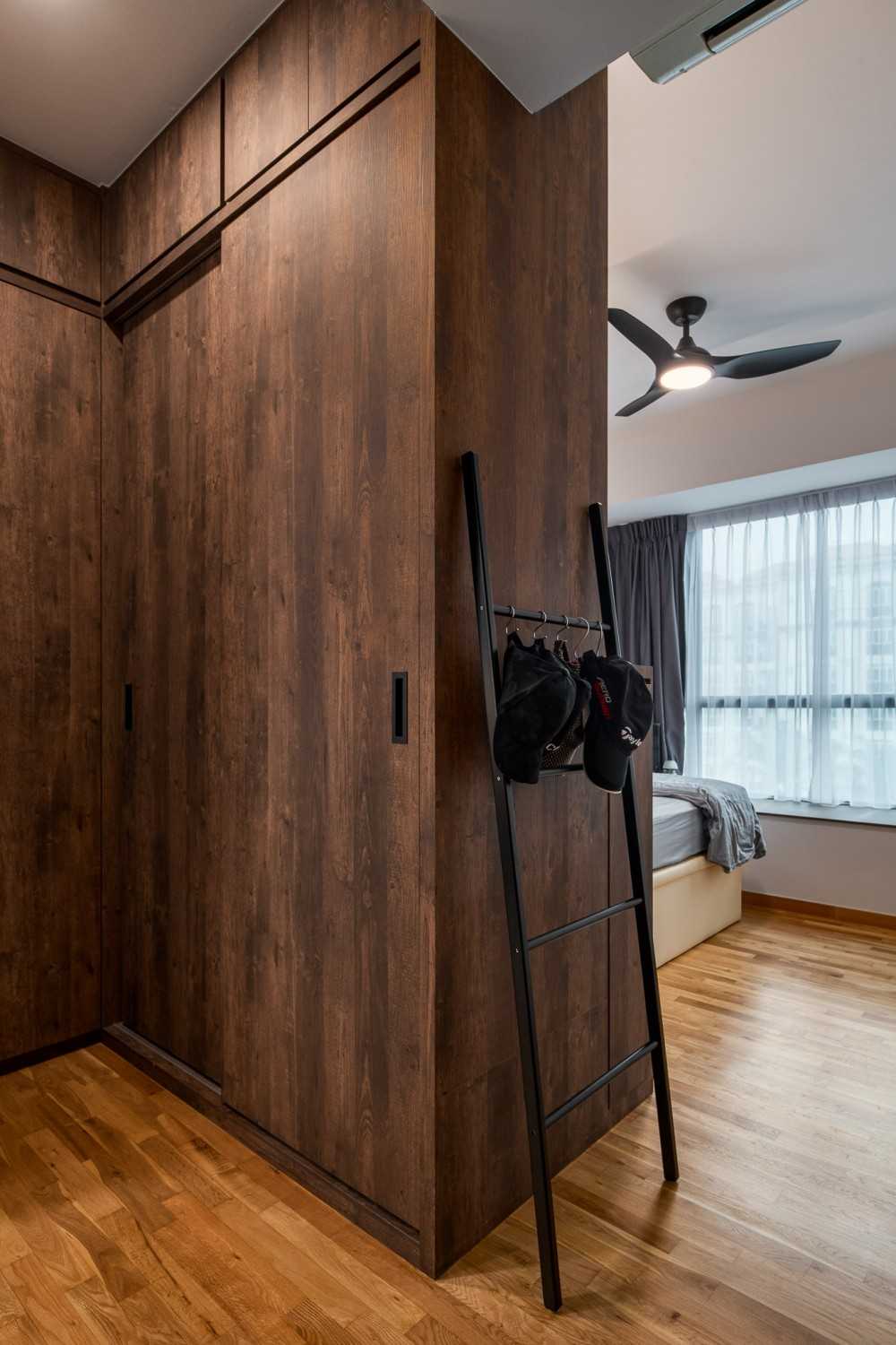 Scandinavian Bedroom with Platform Bed and Vinyl Flooring