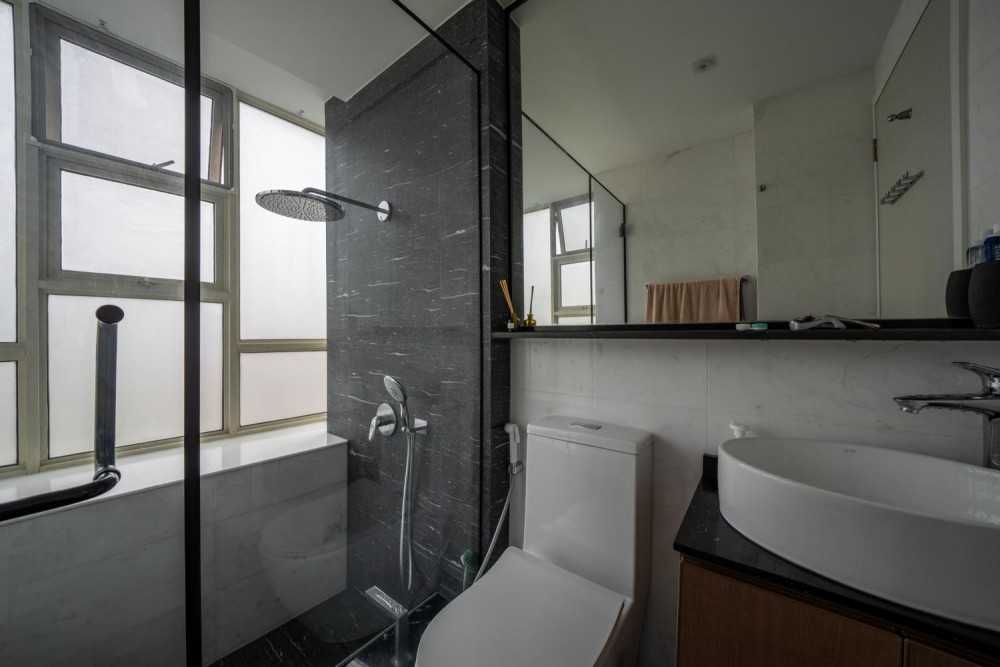 Modern Bathroom with Wood Flooring and Mirror