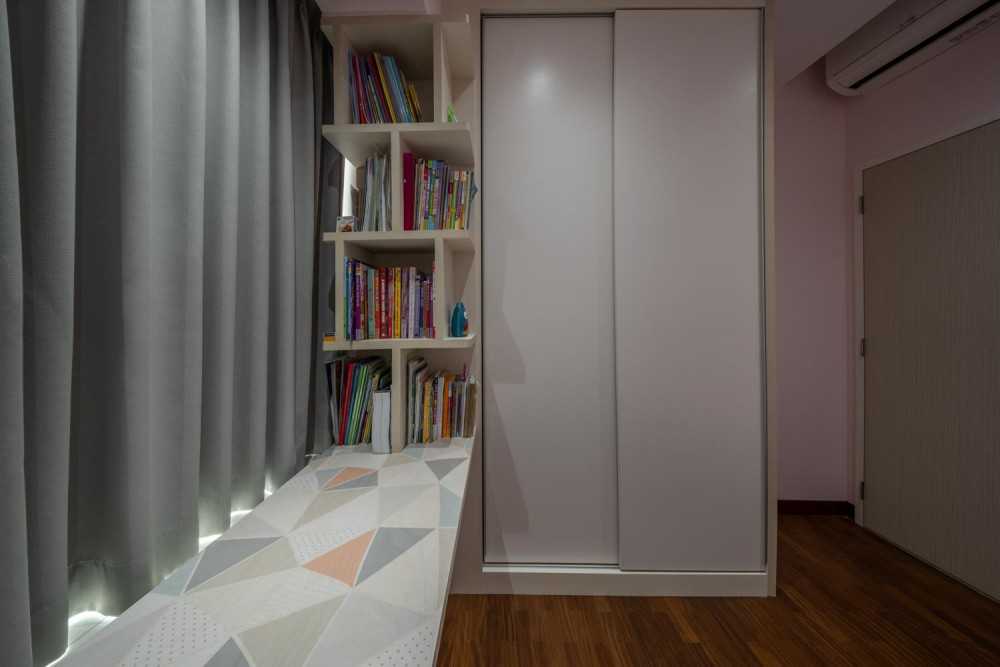Modern Bedroom with Bookshelf and Vinyl Flooring