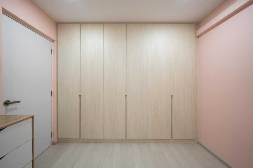 Minimalist Bedroom with Wardrobe and Bedroom Dresser
