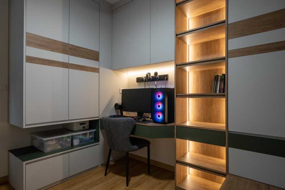 Scandinavian Bedroom with Vinyl Flooring and Wardrobe