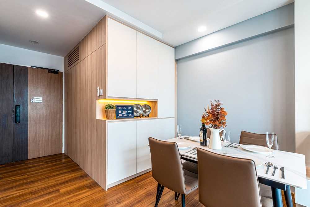 Scandinavian Entryway with Vinyl Flooring and Feature Wall