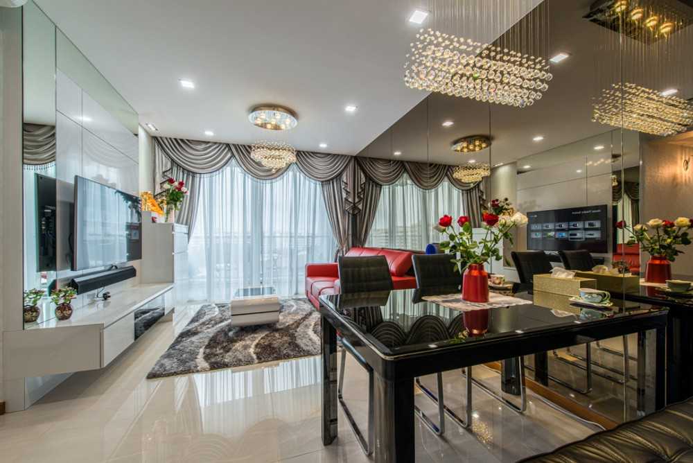Modern Dining Room with TV Console and Mirror