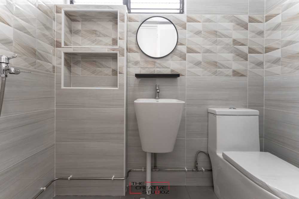 Scandinavian Bathroom with Homogeneous Tiles and Bathroom Sinks