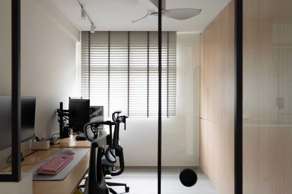 Modern Home Office with Desk and Desk Chairs