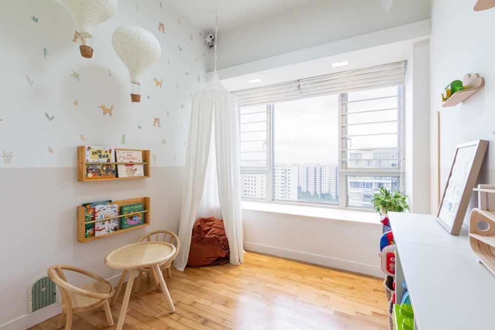 Minimalist Kids Room with Bookshelf and Toys