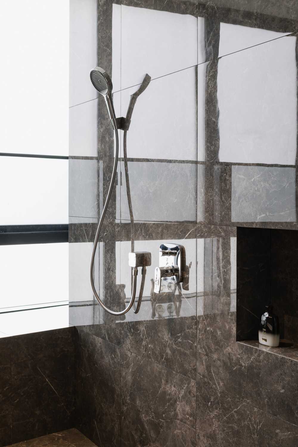 Modern Bathroom with Rainshower and Bathroom Storage