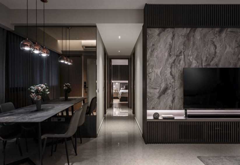 Modern Living Room with Carpet and Sofa