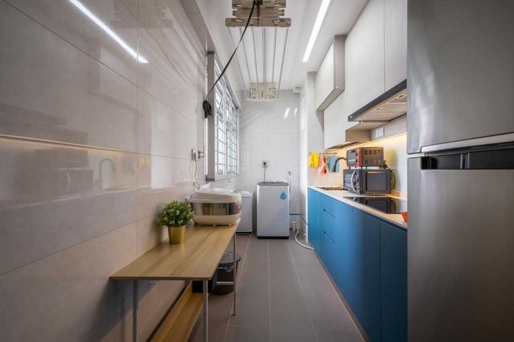 Minimalist Kitchen with Vinyl Flooring and Herringbone Tiling