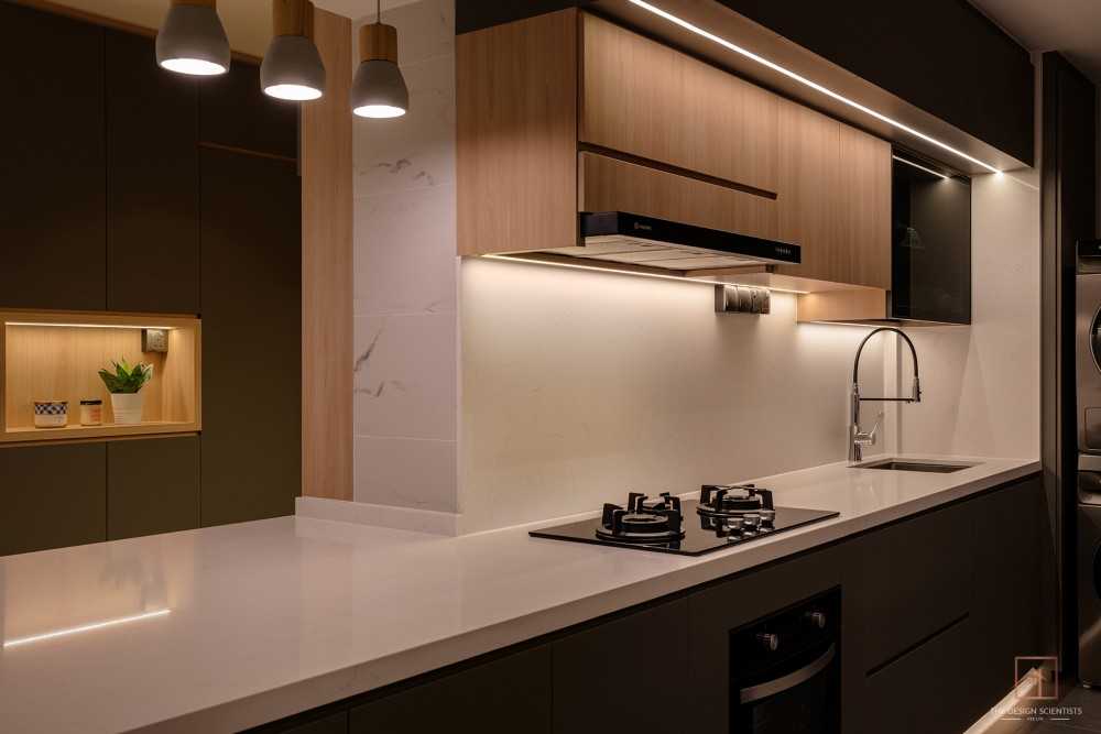 Contemporary Kitchen with Countertop and Kitchen Island