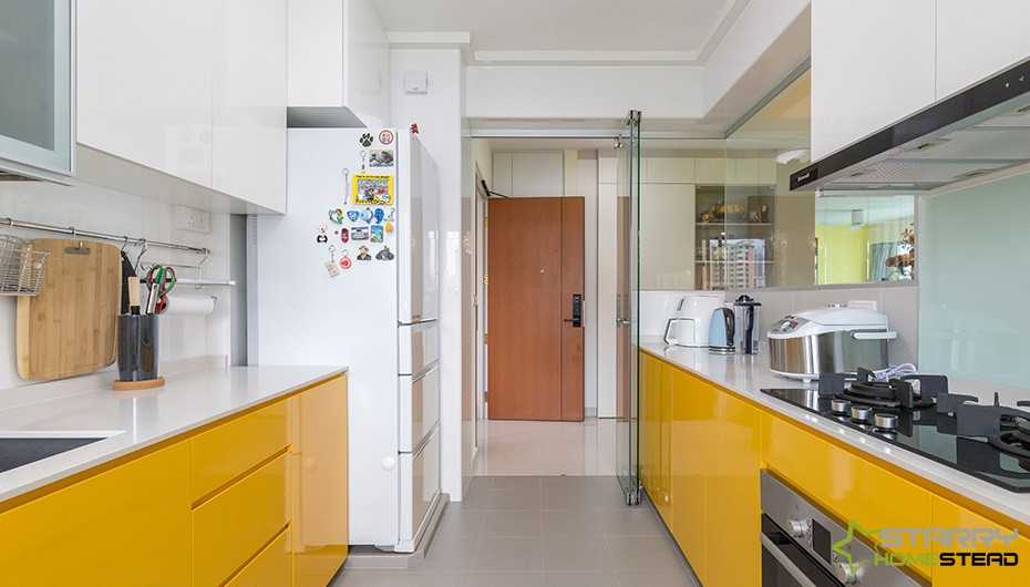 Modern Kitchen with Kitchen Accessories and Kitchen Cabinets
