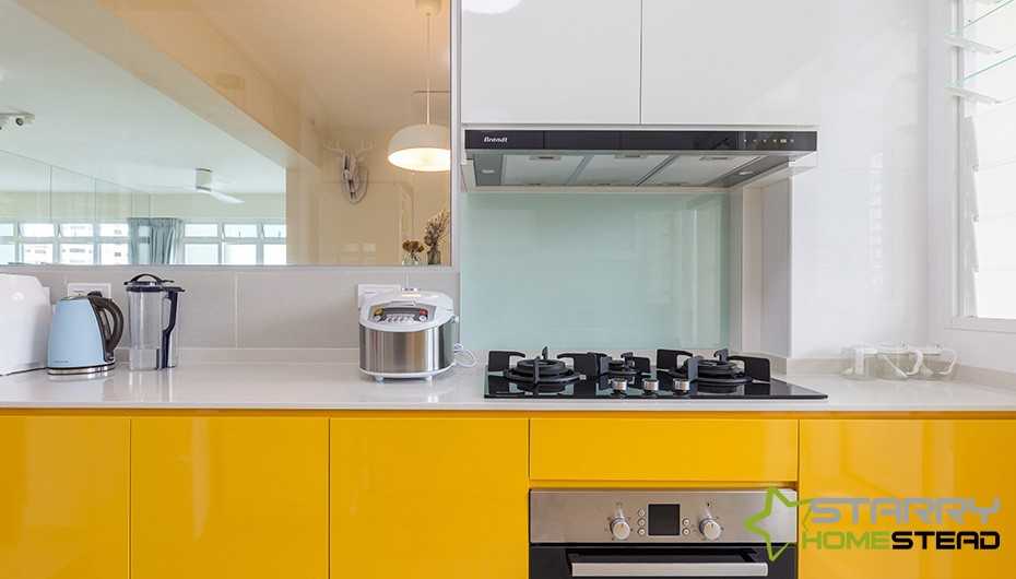 Modern Kitchen with Countertop and Kitchen Accessories