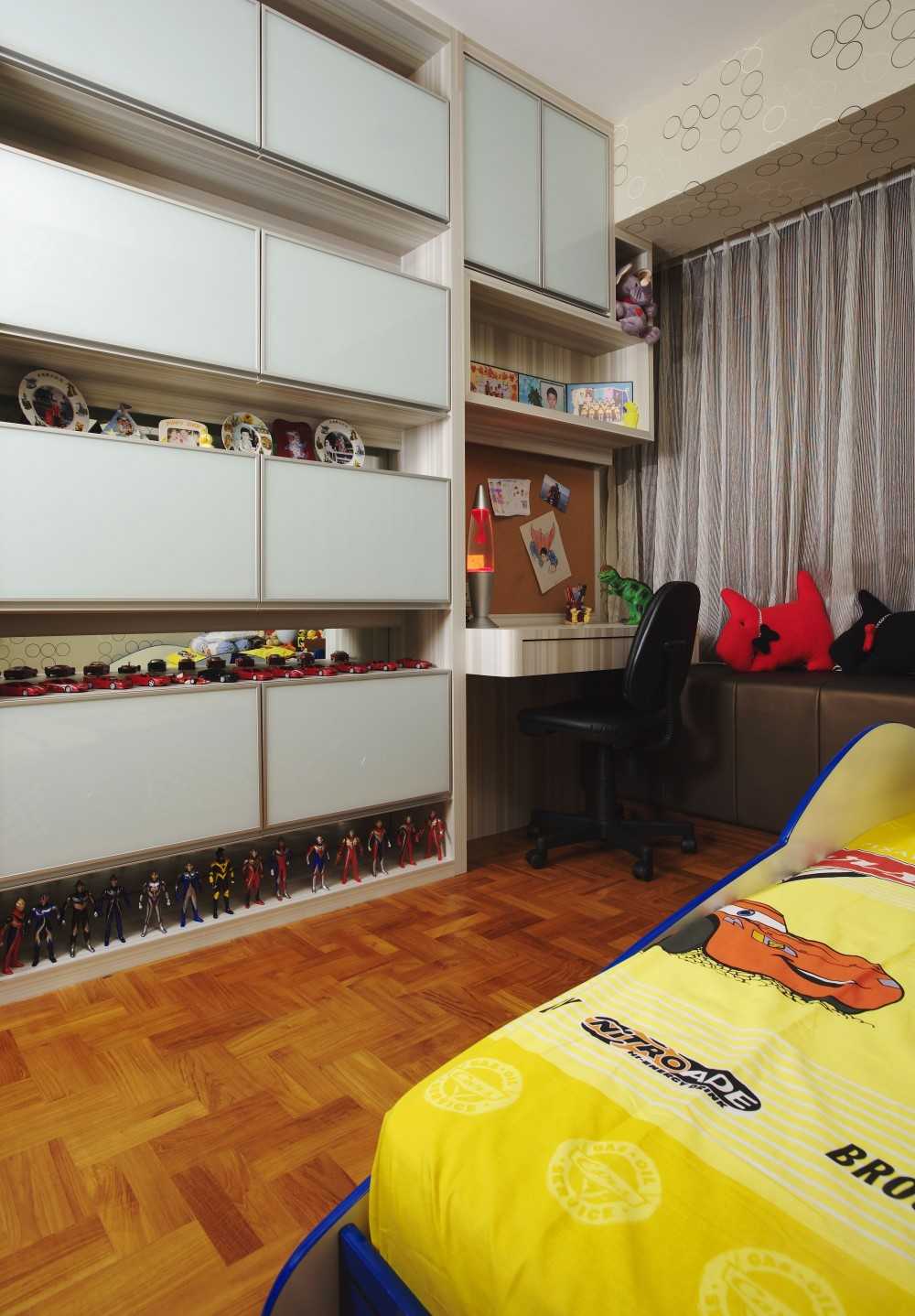 Modern Bedroom with Bookshelf and Parquet Floor