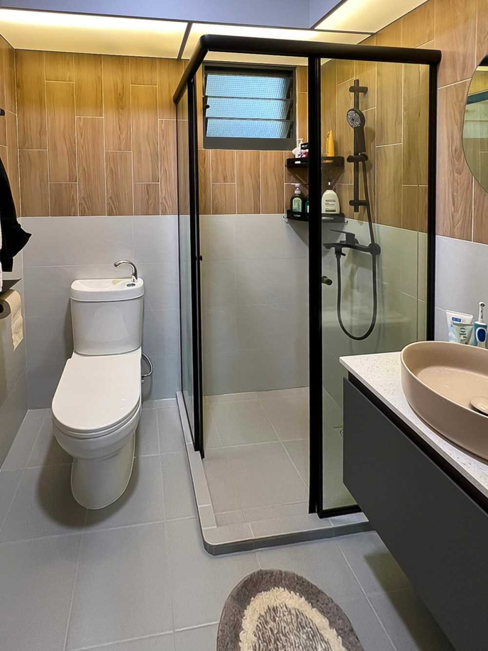 Scandinavian Bathroom with Mirror and Shower Screen