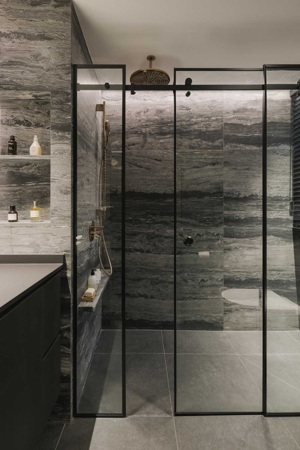 Modern Bathroom with Feature Wall and Shower Screen