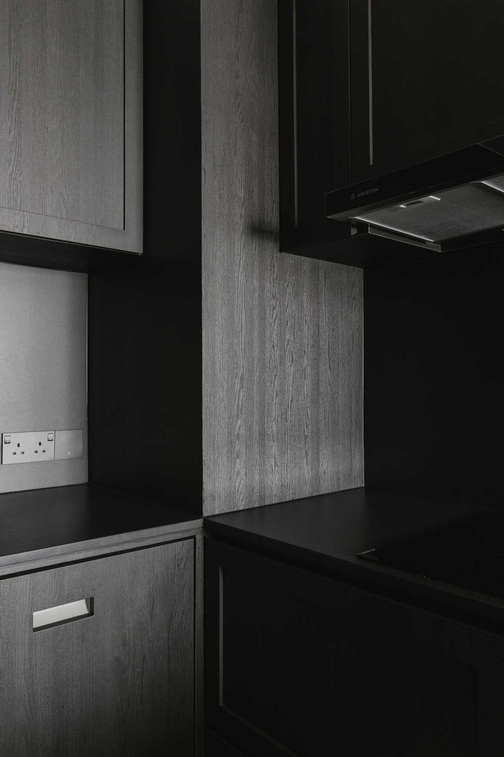 Modern Kitchen with Countertop and Open Kitchen