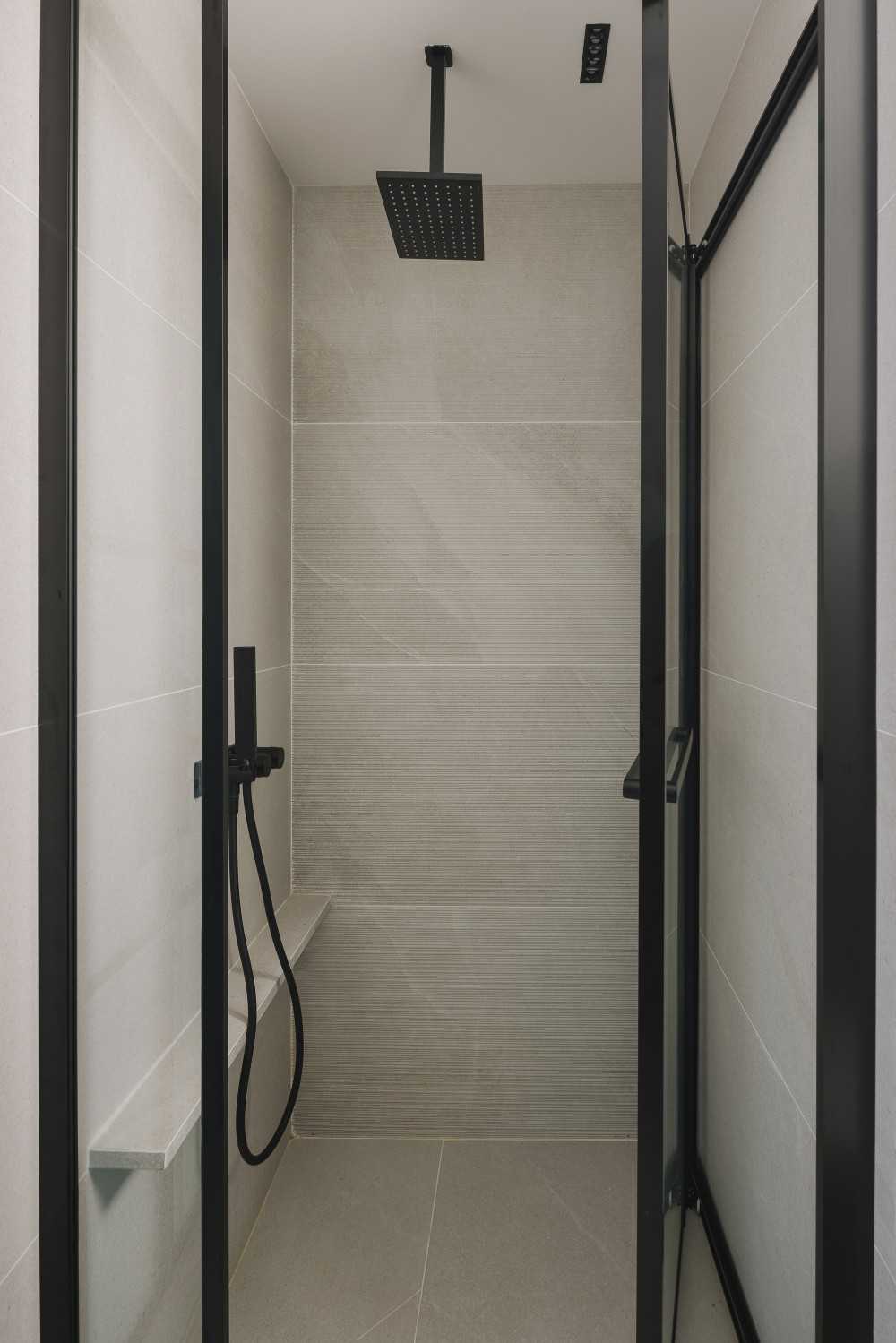 Modern Bathroom with Shower Screen and Rainshower