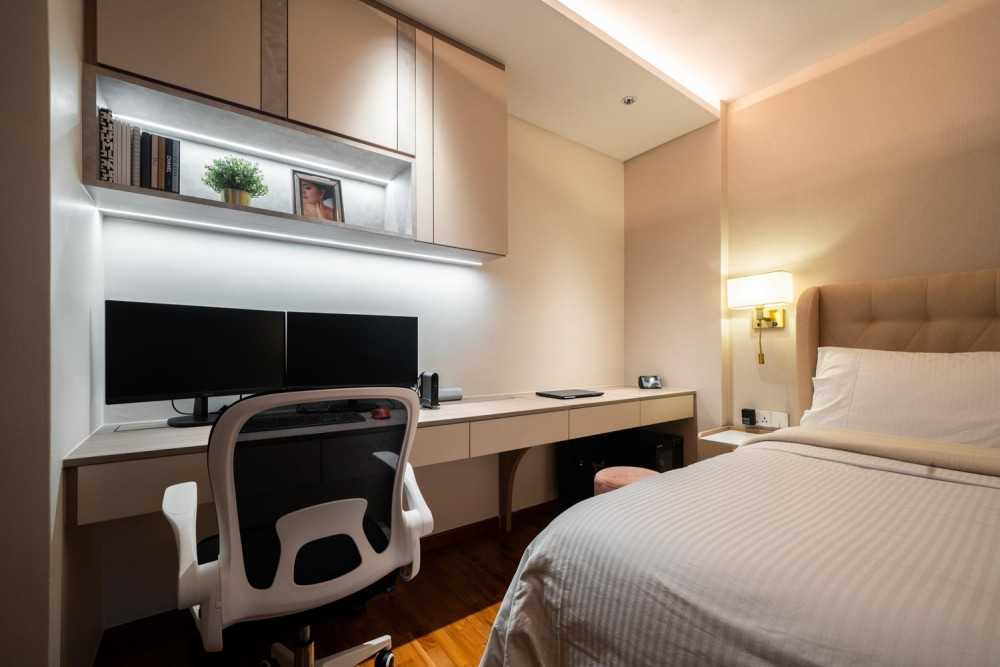 Modern Bedroom with Bookshelf and Vinyl Flooring