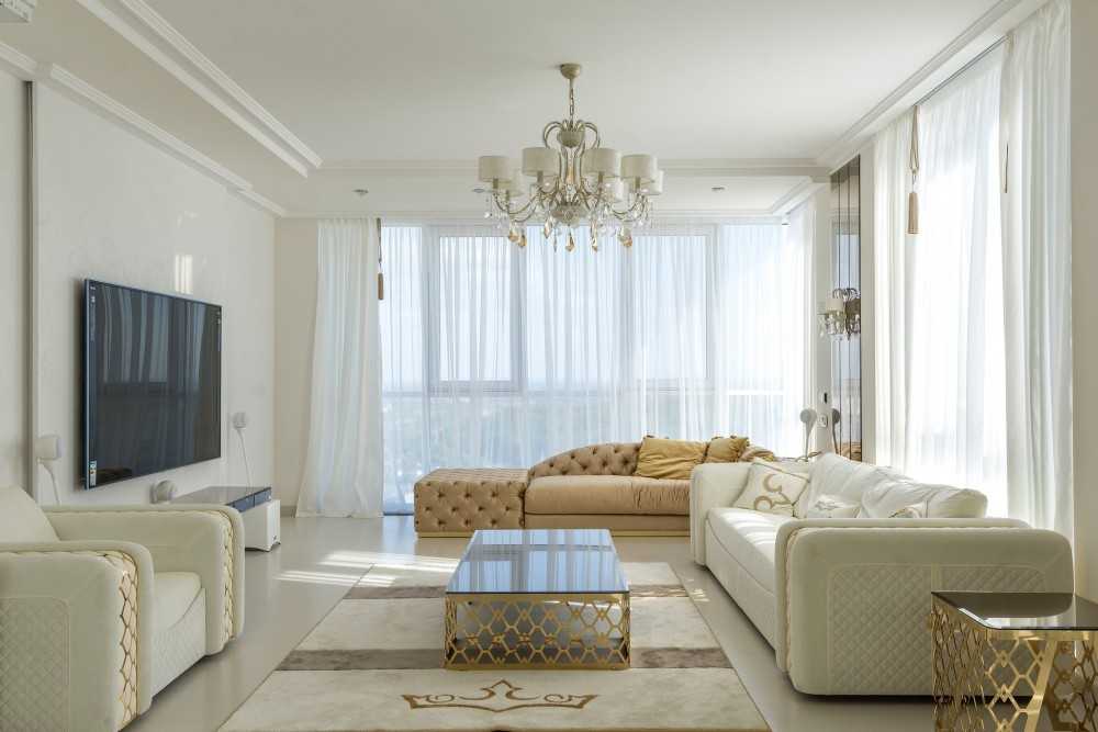 Vintage Living Room with Carpet and Chandelier