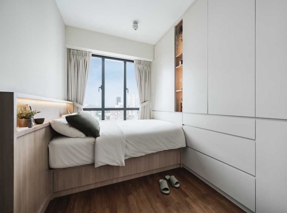 Scandinavian Bedroom with Built-in Bed and Closet