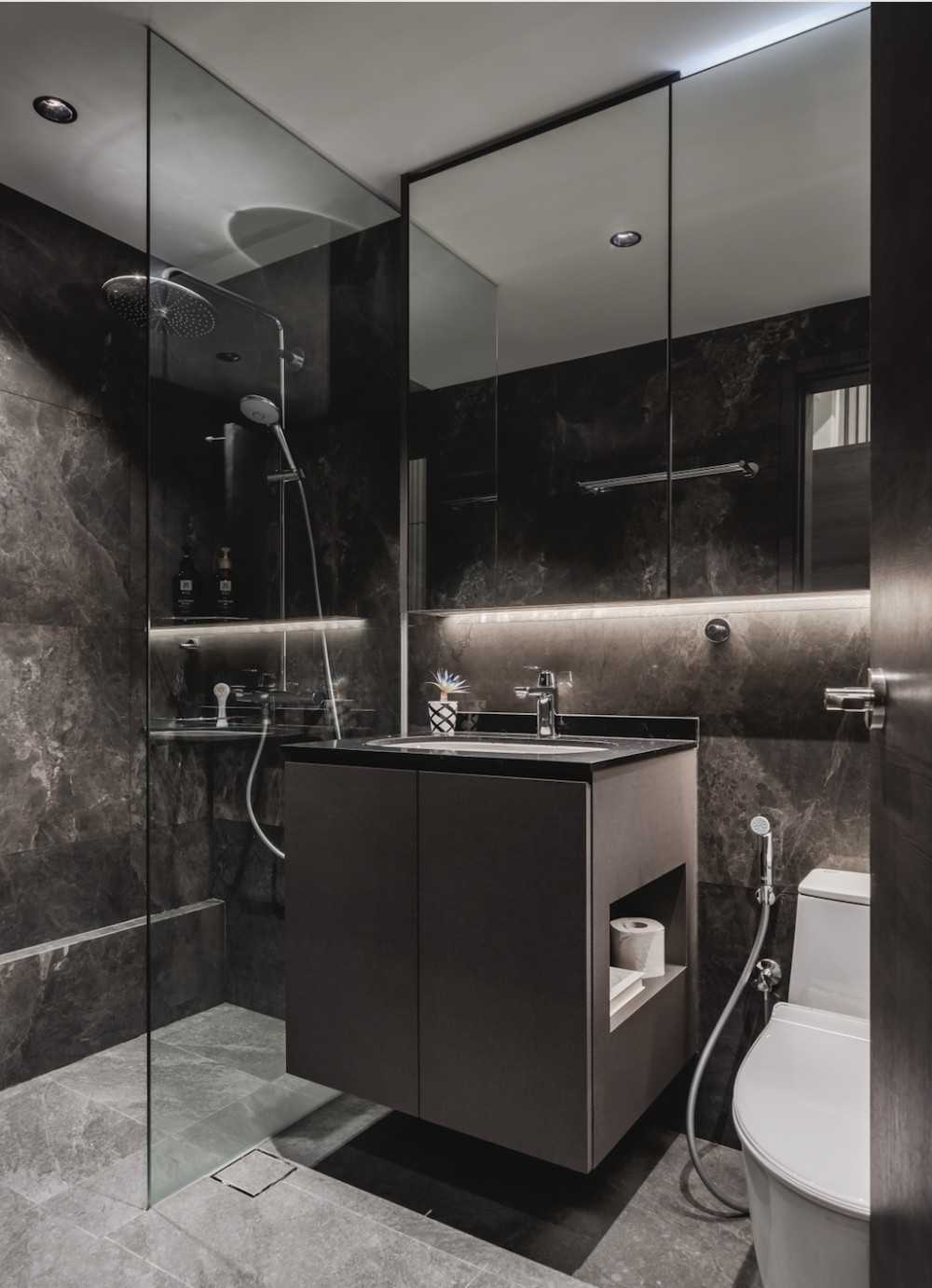 Contemporary Bathroom with Countertop and Mirror