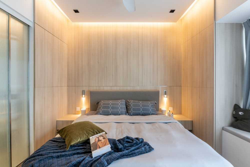 Modern Bedroom with Drop Ceiling and Wardrobe